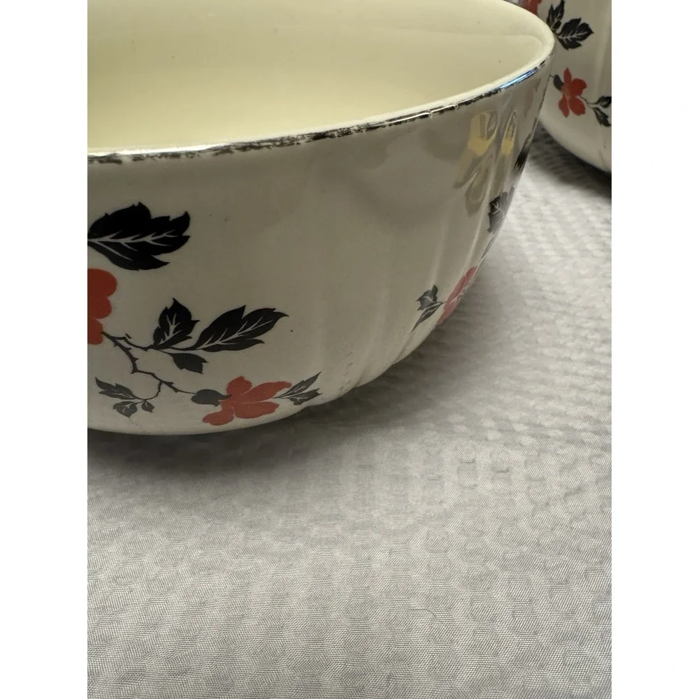 Vintage Poppy Hall Ceramic 3 Piece Bowl Set 8.75